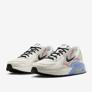 LIKE NEW Nike Air Max Excee Womens 8.5